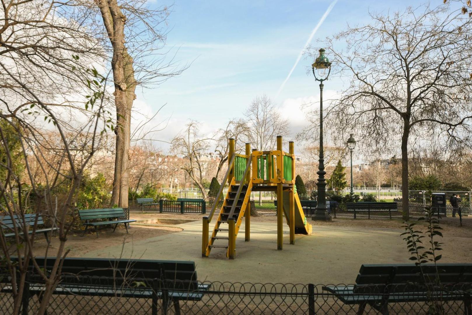 Modern Family Apartment Next To The Eiffel Tower Paris Ngoại thất bức ảnh
